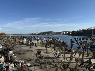 Blick von der Ferienwohnung auf die Trave