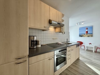 gut ausgestattete Küche