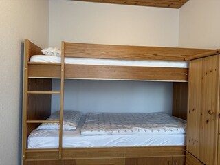 zweites Schlafzimmer mit Etagenbett