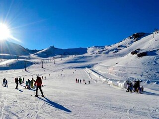 Apartment Quéntar Environment 13