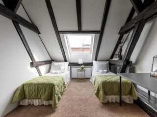 Apartment Welt Features 24