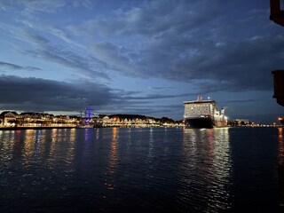Travemünde - Fährüberfahrt bei Nacht