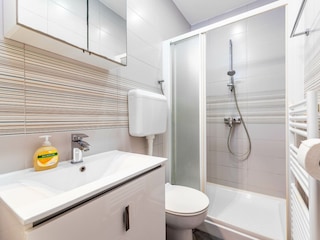 Villa Marin Baška bathroom