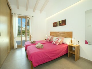 Villa Pollensa Features 30