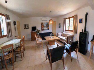 Villa Aigne Features 21