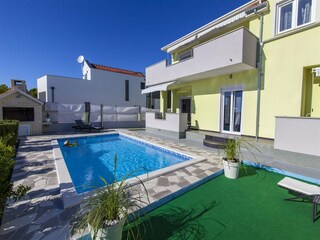 Maison de vacances Brodarica Enregistrement extérieur 8