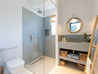 Villa Binibequer Features 18