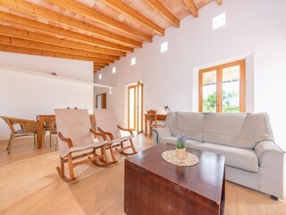 Villa Cala Bona Features 25