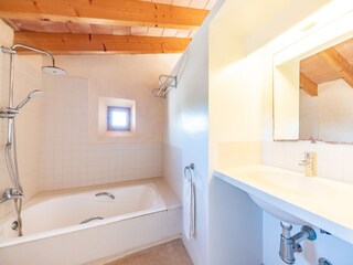 Villa Cala Bona Features 29