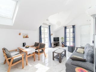 Apartment Postira Features 10