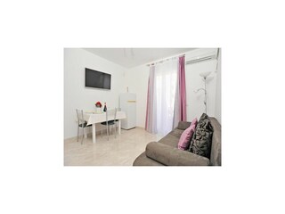 Apartment Sutivan Features 10