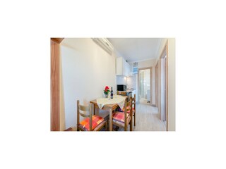 Apartamento Okrug Donji Características 12