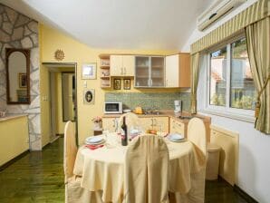 Ferienhaus mit 5 Schlafzimmern und Balkon