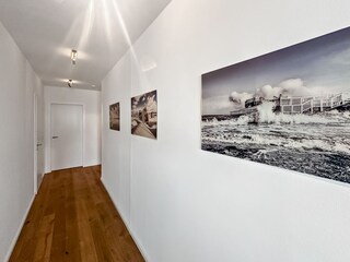 Maritime Bilder im Flur