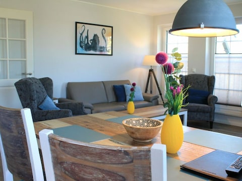 Ferienwohnung Bernstein Suite & Breakfast Apartment 09