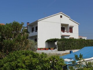 Apartment Povljana  3