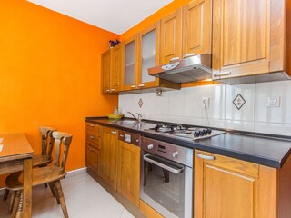 Apartment Grebastica  16