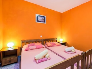 Apartment Grebastica  18