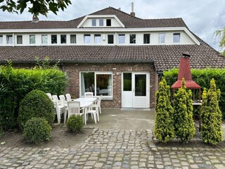 Bungalow Mechelen Outdoor Recording 1