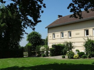 Bungalow Mechelen Outdoor Recording 1