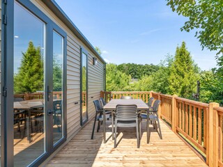 Chalet Bouillon Outdoor Recording 3