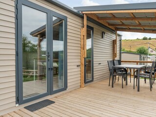 Chalet Bouillon Outdoor Recording 1