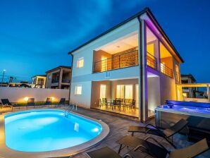Villa Vodnjan with pool, whirpool, ...