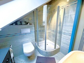 Duschbad im 1. Stock