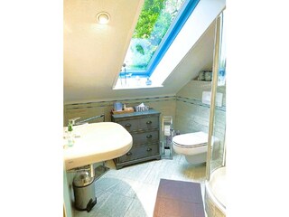 Duschbad im 1. Stock