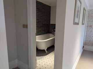 Apartment Welt Features 13