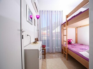 Appartement Baška Voda Équipement 3