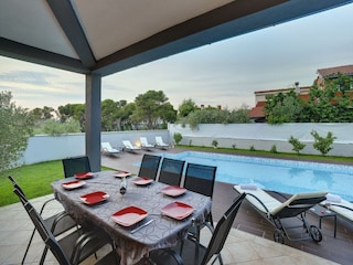 Villa Vinkuran Outdoor Recording 1