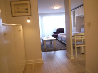 Blick vom Flur/ Eingang aus