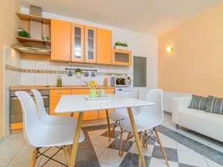 Apartment Okrug Gornji  23