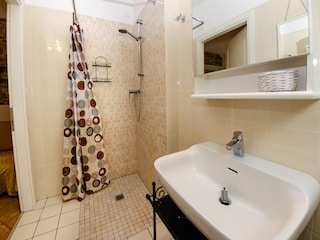 Apartment Pescaglia Features 20