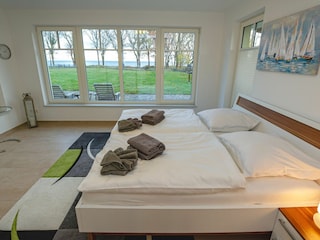 Schlafzimmer 4
