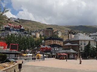 Apartment Quéntar Environment 10