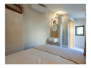 The Little Room at the Back of the Garden