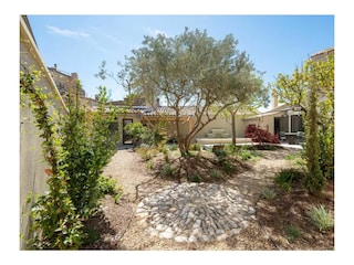 The Secret Garden and its Calade