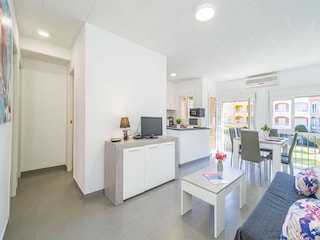 Apartment Empuriabrava Features 10