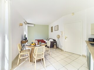 Apartamento Antibes Características 12