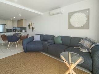 Apartment Welt Features 14