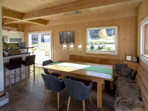 Chalet # 15 mit 3 Schlafzimmer Sauna & Whirlpool