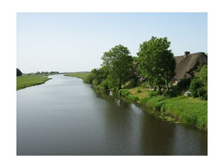 Der Bongsieler Kanal liegt unmittelbar am Urlaubsort.