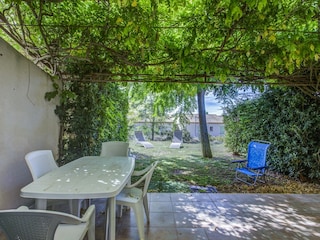 Villa Homps Outdoor Recording 4