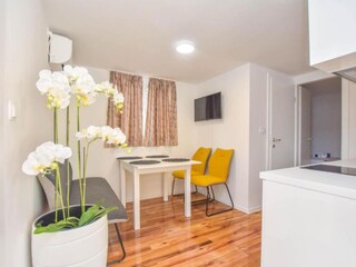 Roulotte Biograd Enregistrement extérieur 3