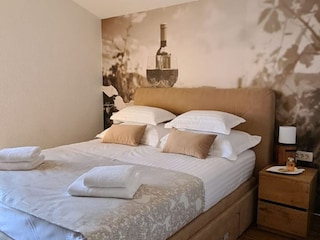 Villa Sestanovac Features 68