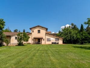 Apartment 500 m vom Laterinazentrum entfernt