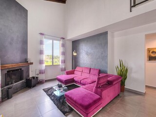 Villa Floridia Features 35