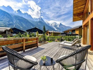 Chalet Chamonix Outdoor Recording 3